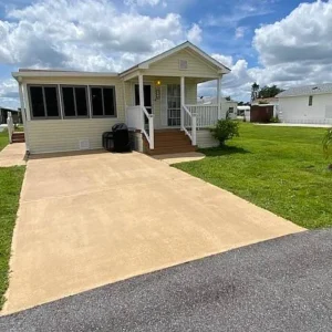 Harbor Lakes RV Resort