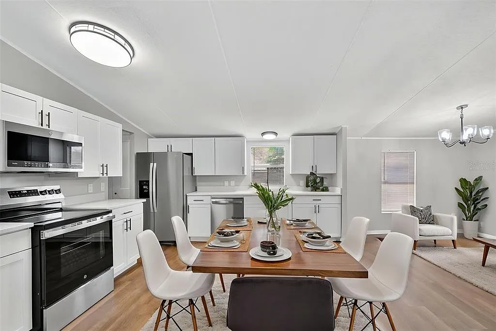 2434 Stanton St, Auburndale, FL 33823 - Image 3