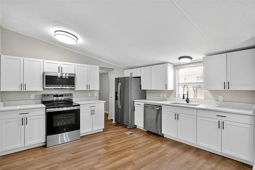 2434 Stanton St, Auburndale, FL 33823 - Image 4