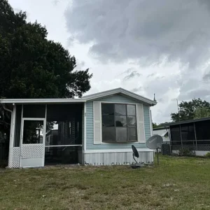 713 Rose St, Auburndale, FL 33823