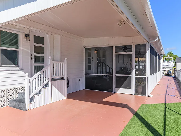 639 Palm Ave, Goodland, FL 34140 - Image 4