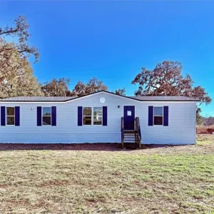 37466 Phelps Rd, Zephyrhills, FL 33541