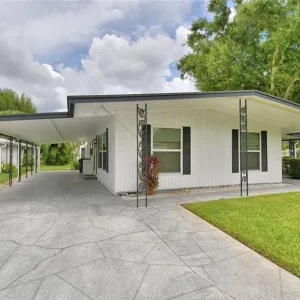 102 Paradise Ln, Auburndale, FL 33823